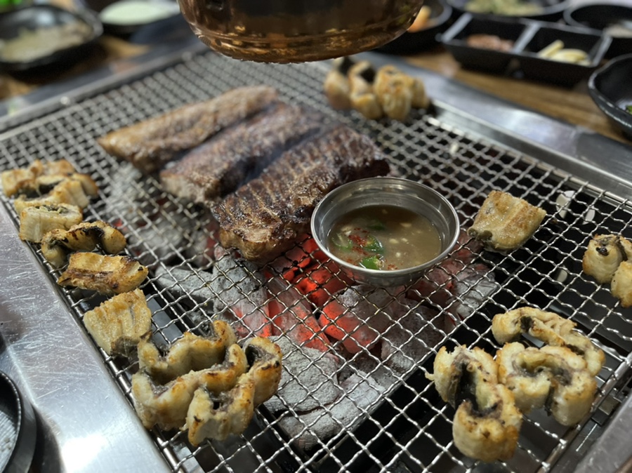 돼지숯불구이장어 이미지