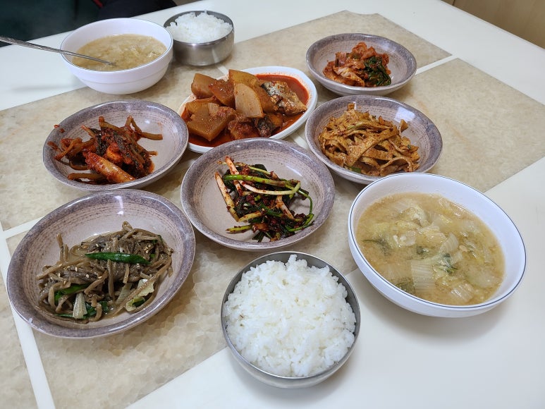 가정식백반 이미지