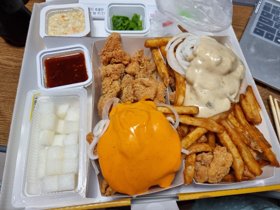 네네치킨조례점 이미지