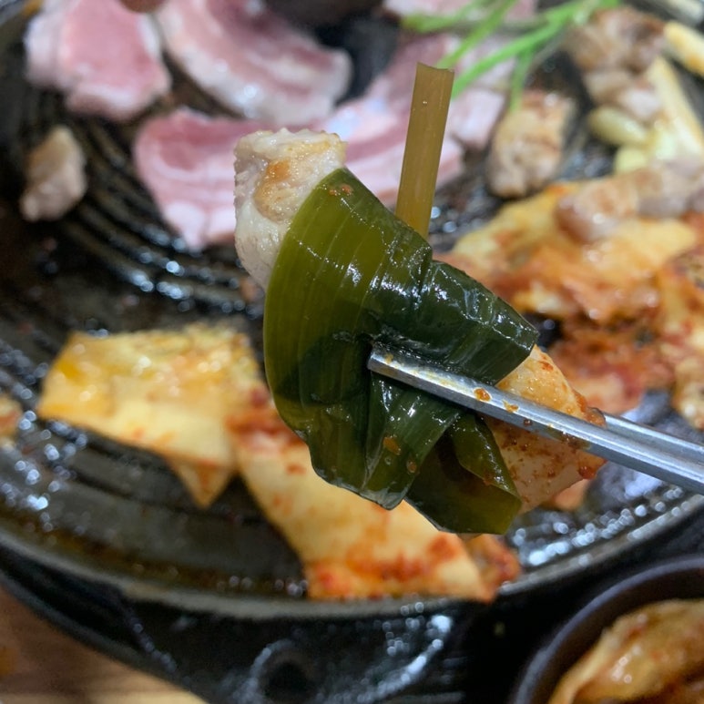 준주인삼도야지 이미지