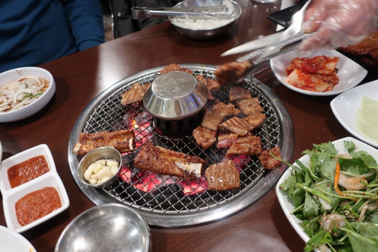 성일숯불갈비 이미지