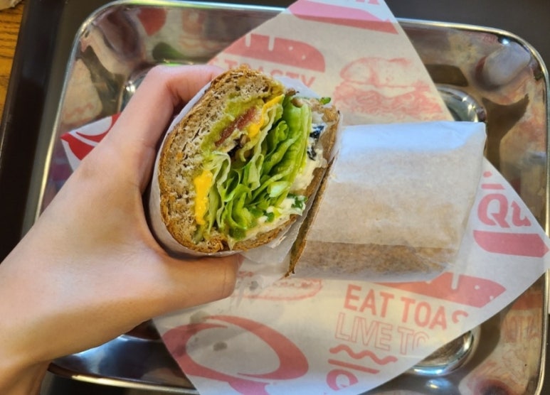 퀴즈노스 순천법원점 이미지