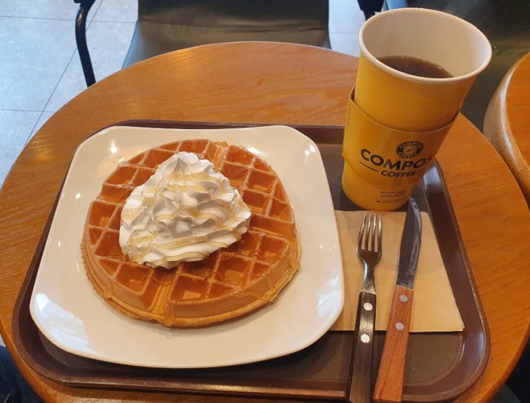 컴포즈커피광주쌍촌호반점 이미지