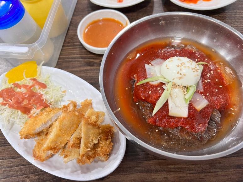 계몽돈까스 이미지
