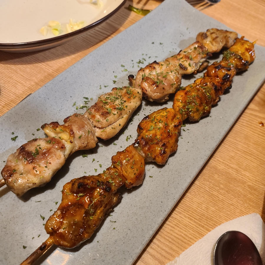 한방 수제 닭꼬치 이미지