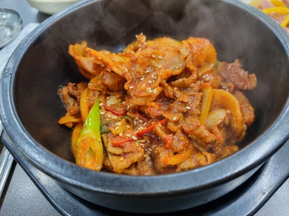 이모네 생고기 이미지