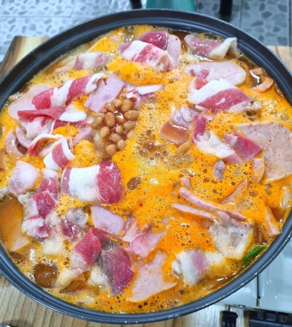 왕부대찌개 이미지