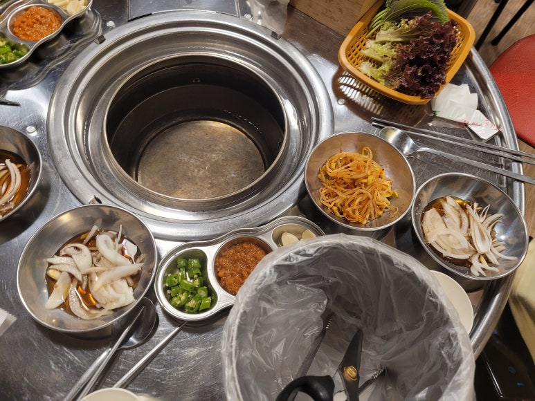 깍뚝숯불구이 이미지