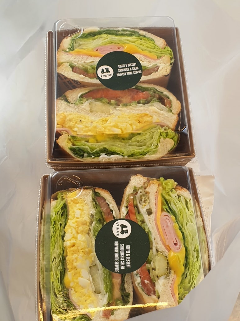 달리는커피도계명서점 이미지