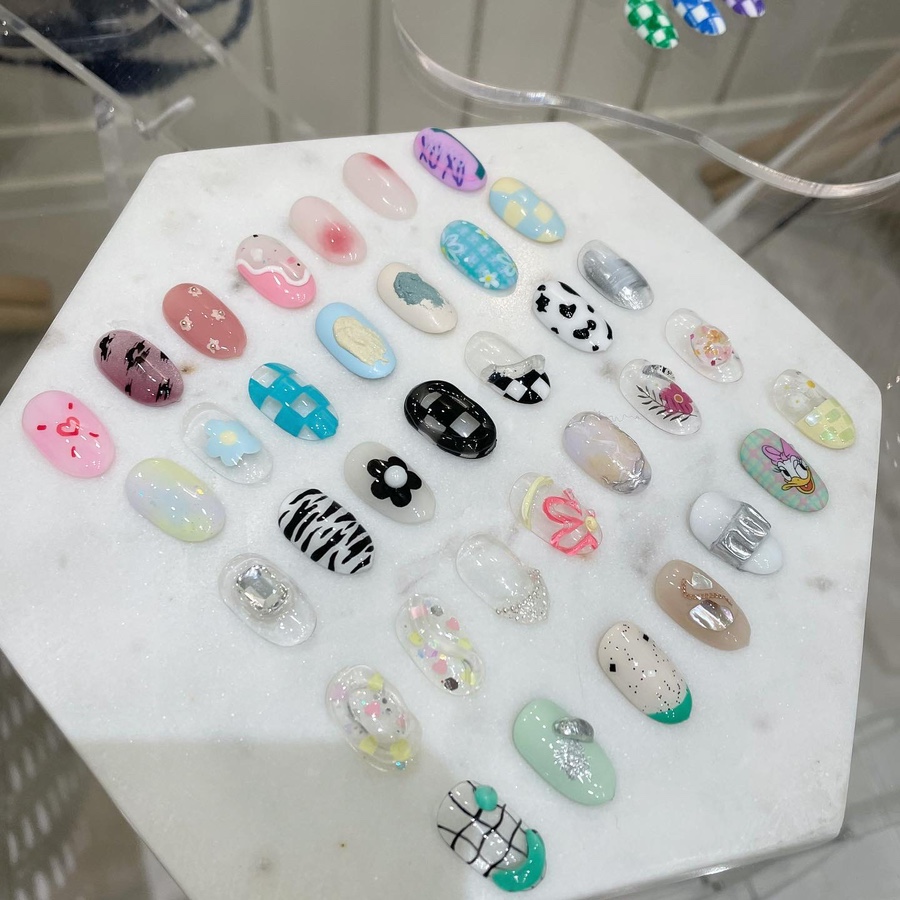 유라네일 이미지