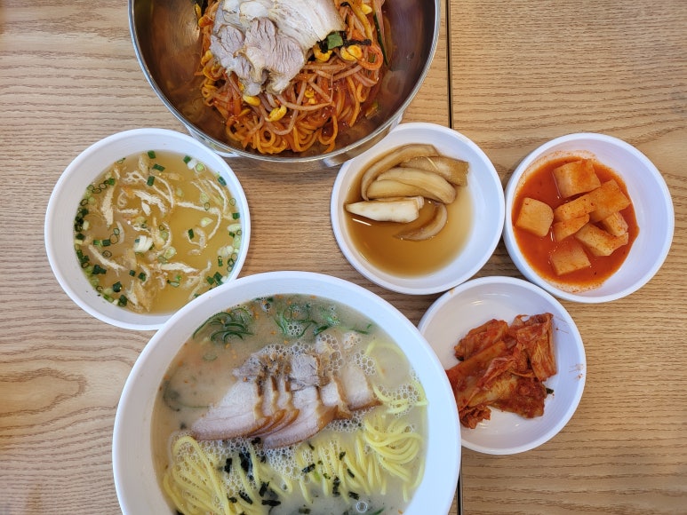 자매국수집 이미지