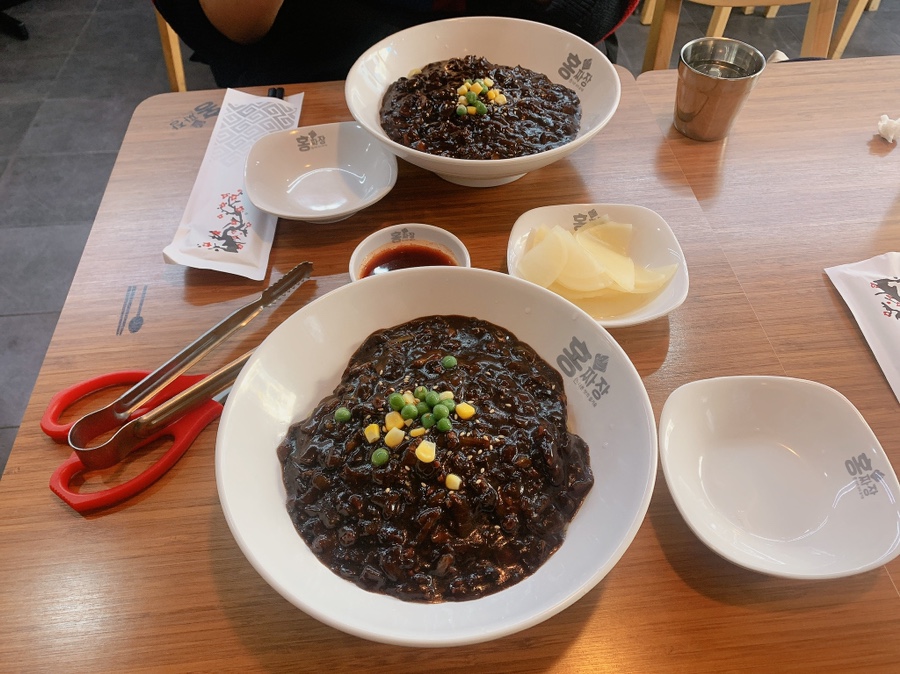 홍짜장군포삼성 이미지