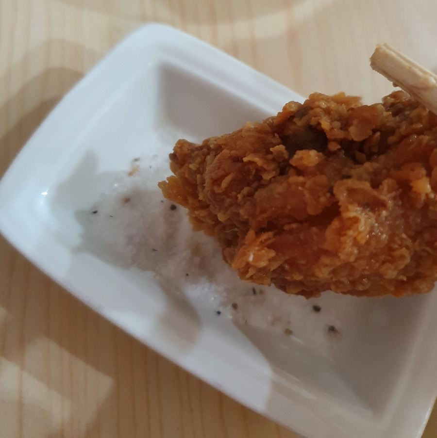 비에이치씨치킨김천 이미지