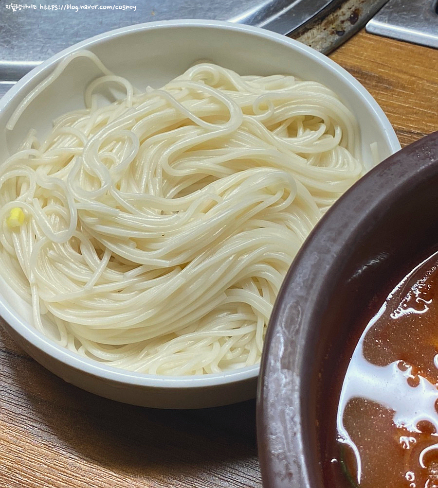 갈색장터 이미지
