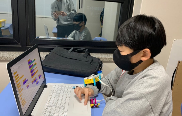 코딩앤메이커 이미지