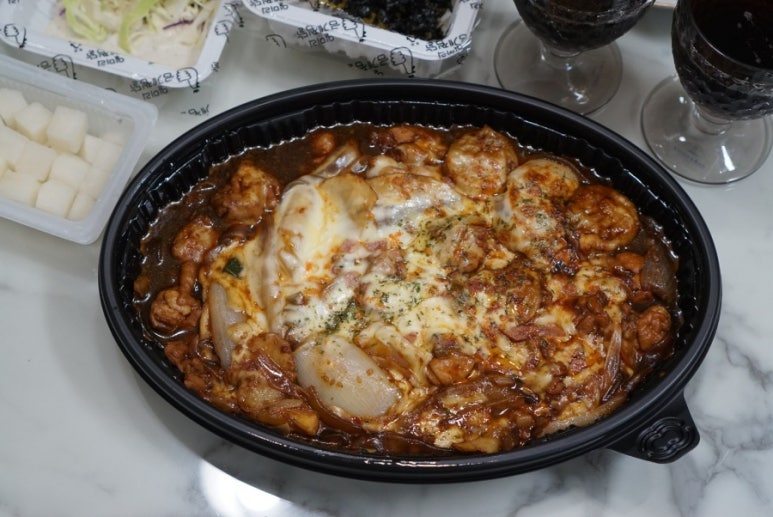 일미리금계찜닭 진천점 이미지