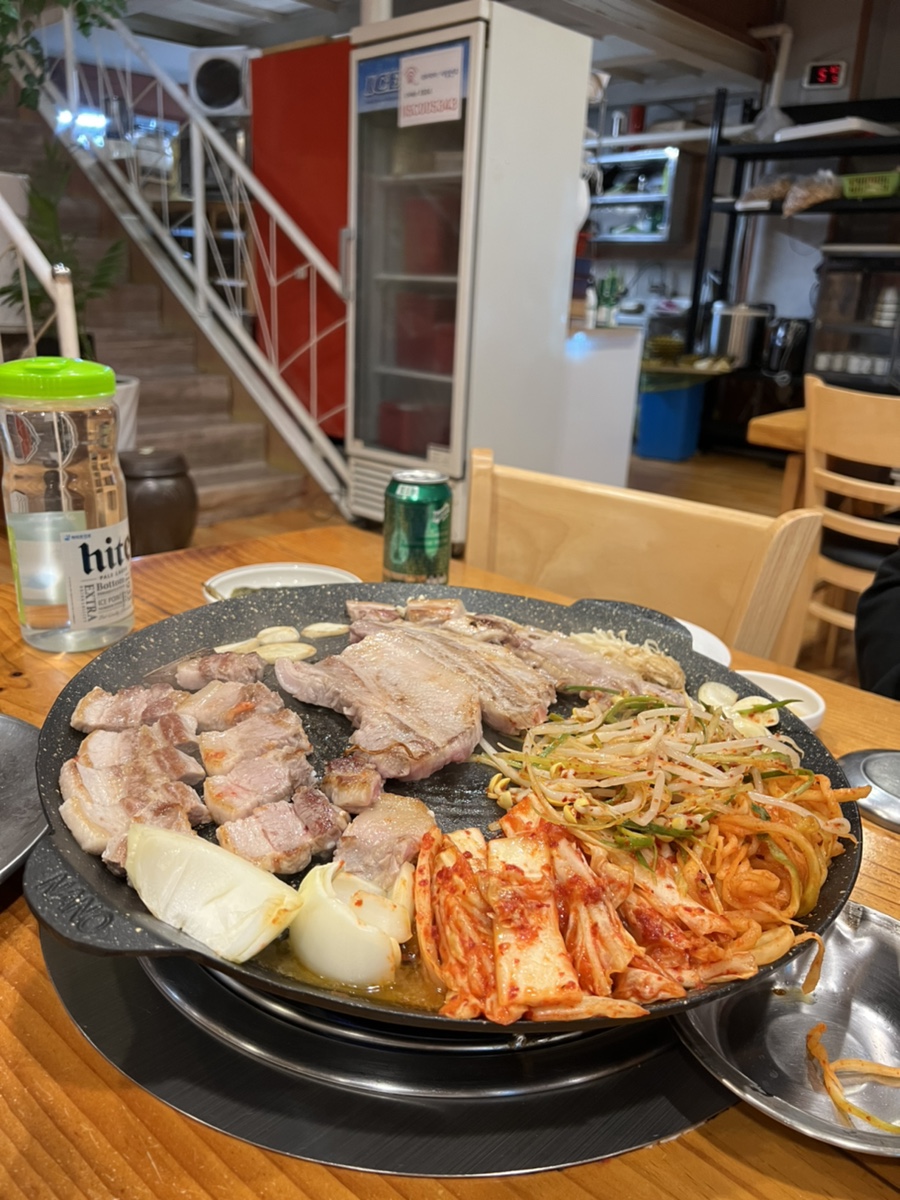 돈대감솥뚜껑삼겹살 이미지