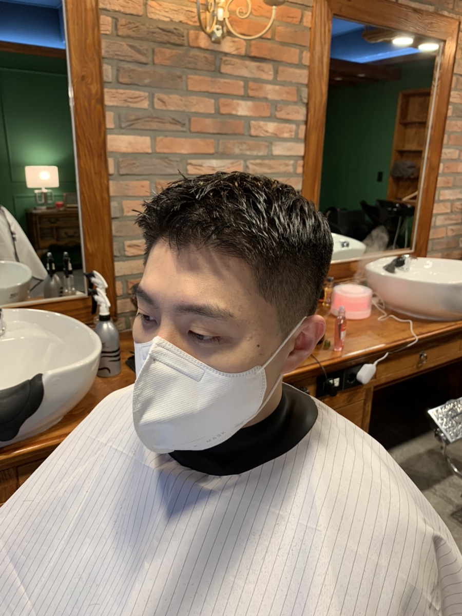 레이먼드바버샵 이미지