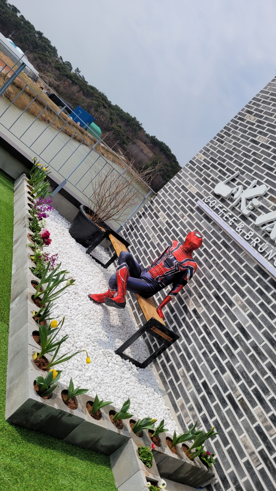 루프탑서산 이미지