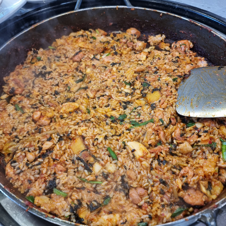 진성닭갈비.신라찜닭.김형우족발 이미지