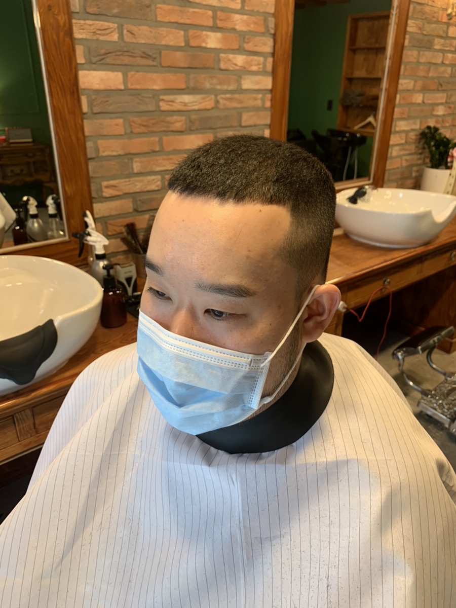 레이먼드바버샵 이미지