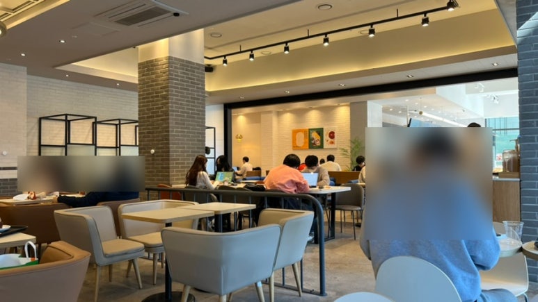투썸플레이스고려대법학관점 이미지
