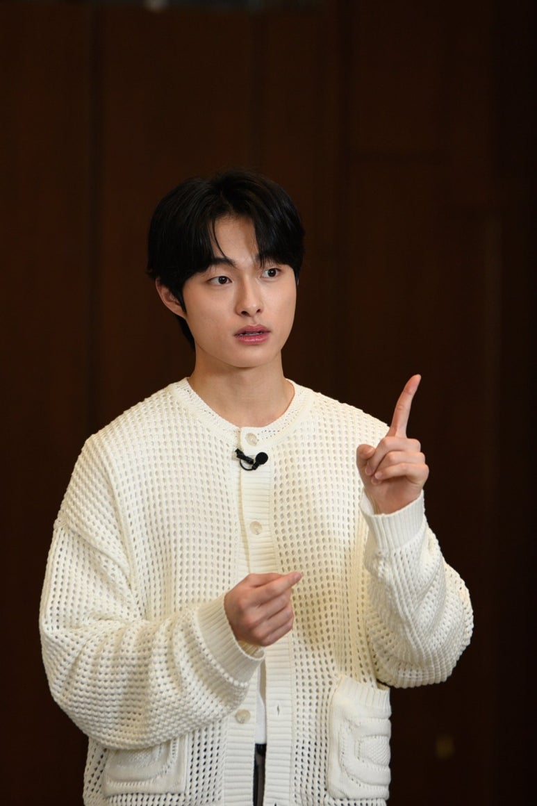 비하이드 이미지
