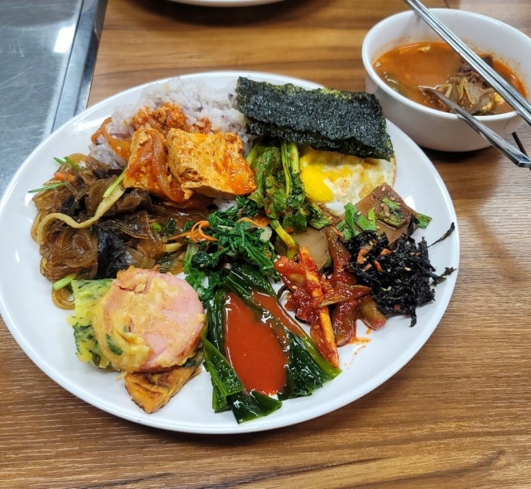 대별동한식뷔페 이미지