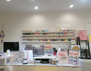손끝차이네일 이미지
