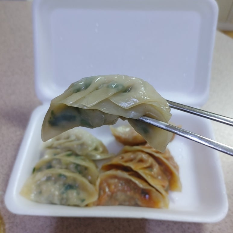 이계절 손만두 이미지