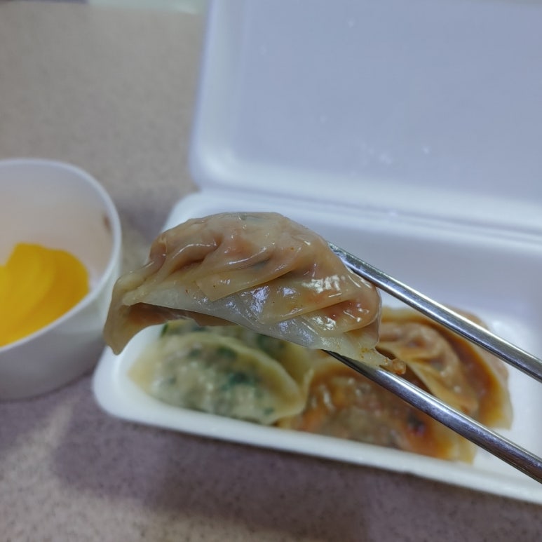 이계절 손만두 이미지