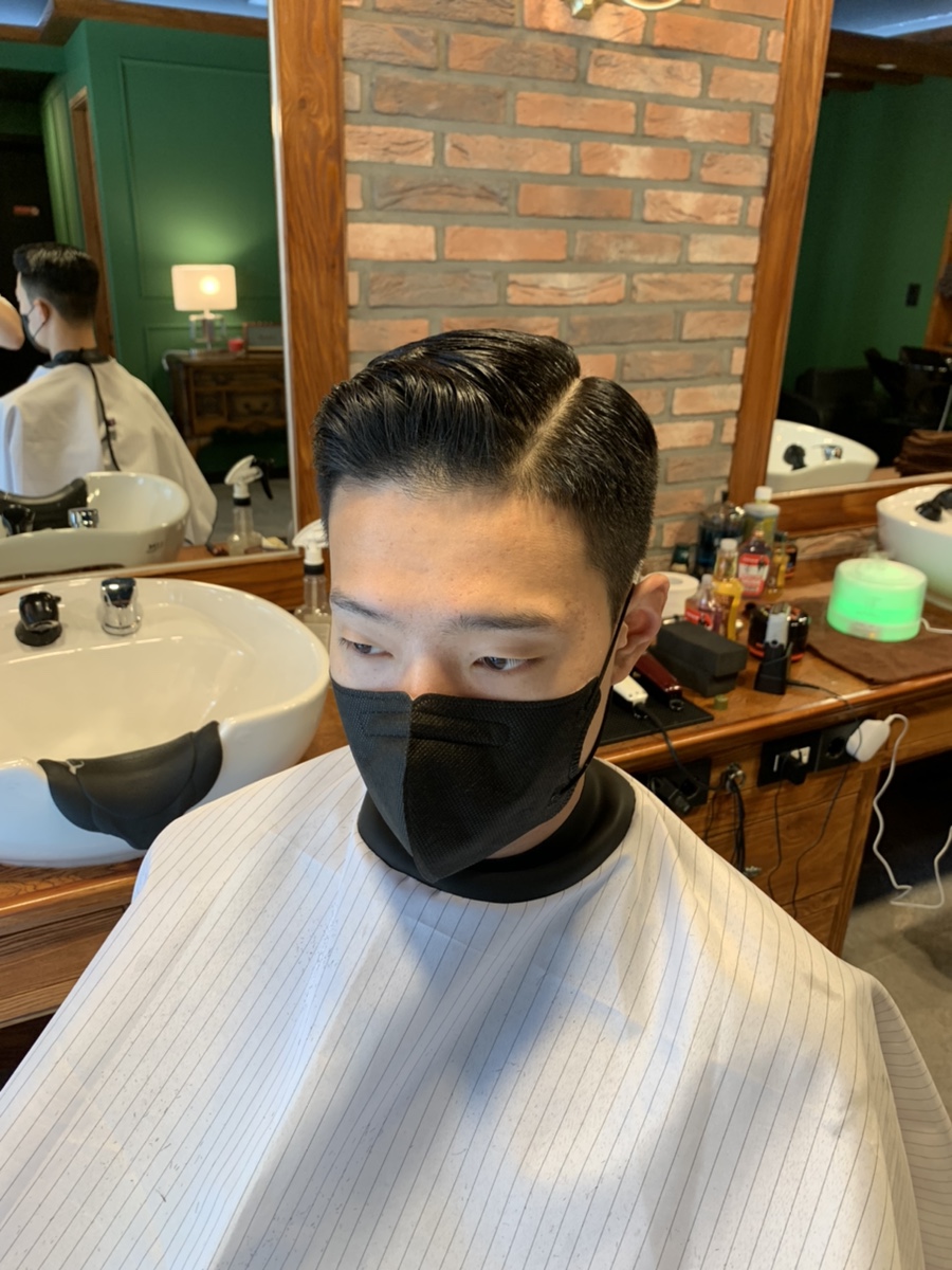 레이먼드바버샵 이미지