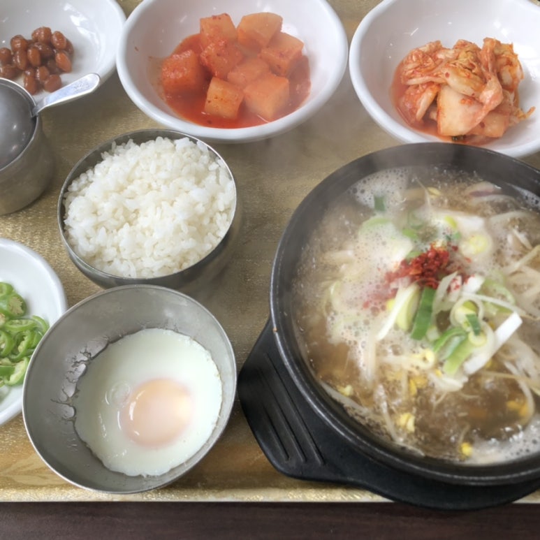 비사벌 전주 콩나물 국밥 이미지