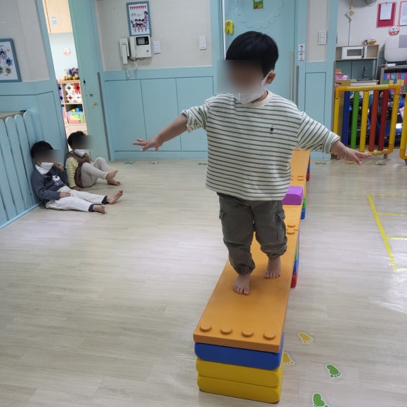 팔블럭 이미지