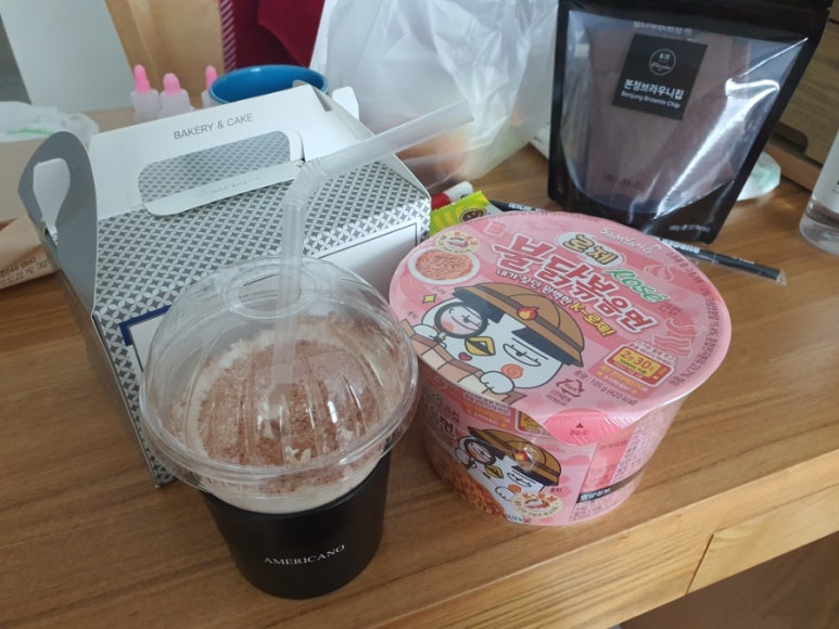 팅커커피 이미지