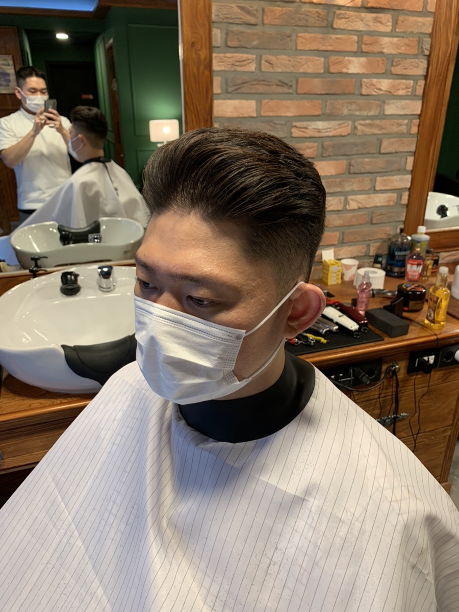 레이먼드바버샵 이미지
