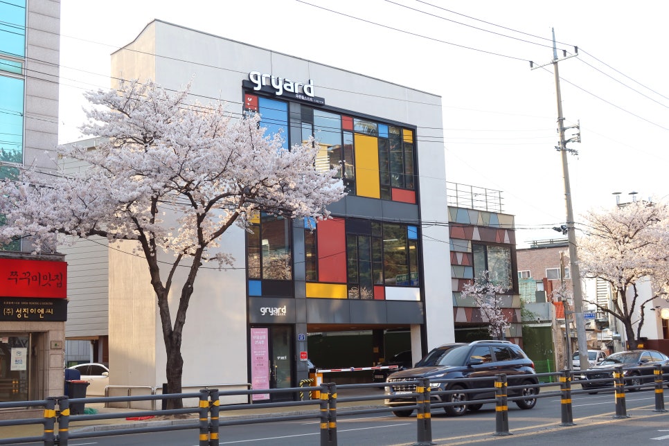 라움살롱 이미지