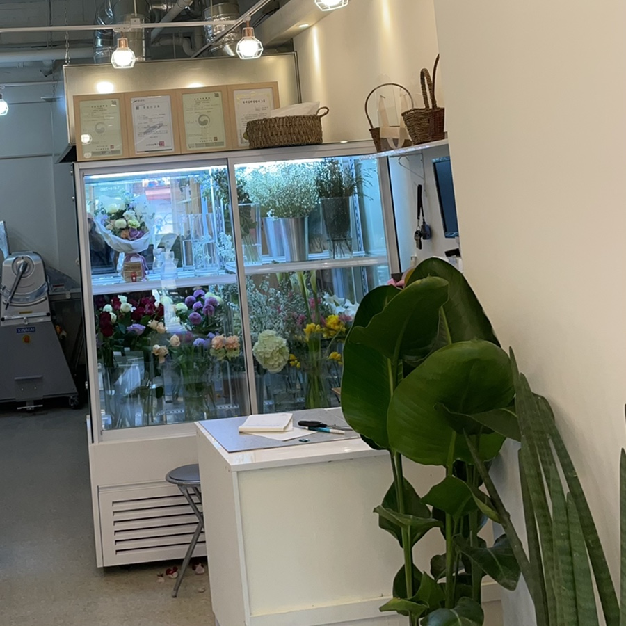 날마다꽃&빵 이미지