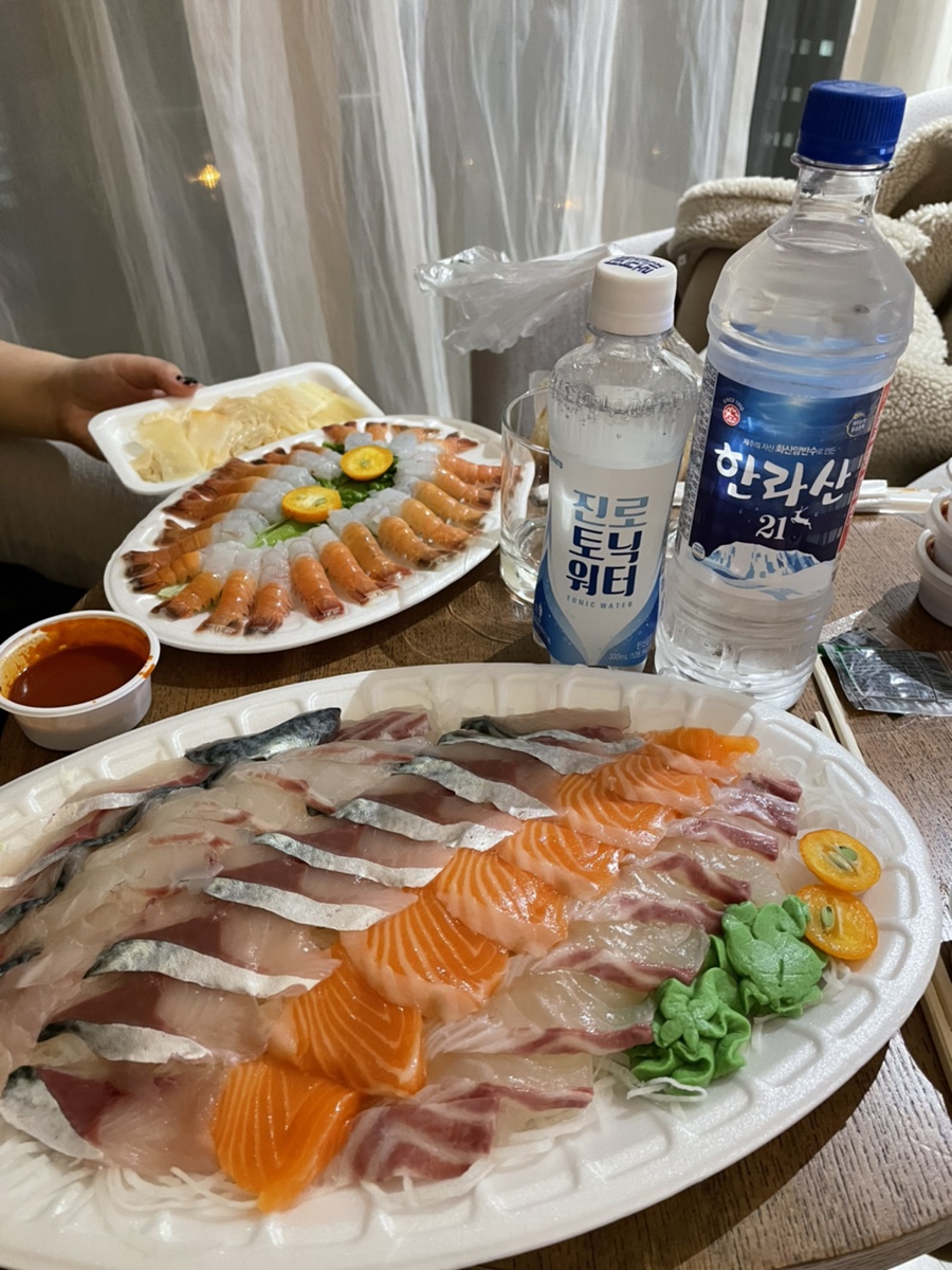 제주딱새우앤연어 이미지