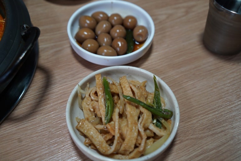 뚱이식당 이미지