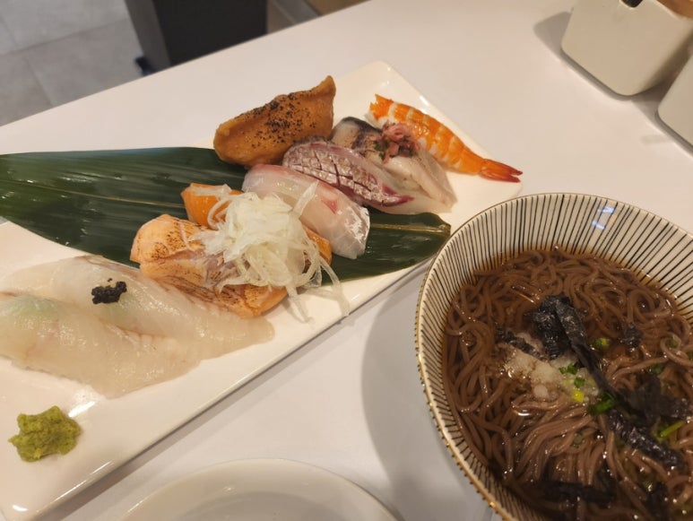 아치스시 이미지