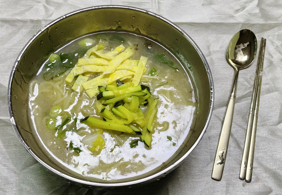 장터생칼국수 이미지