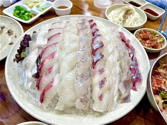활어회포장점 이미지