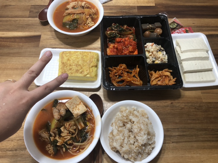 끼끼야식 이미지