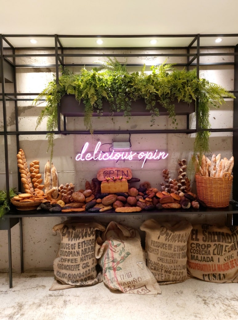 오핀 베이커리지점 이미지