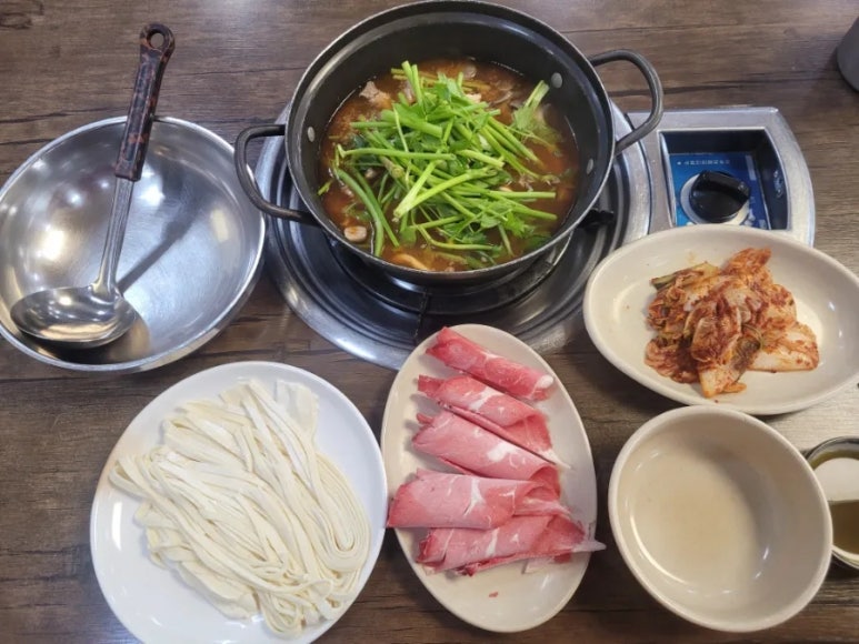 하양손칼국수 이미지