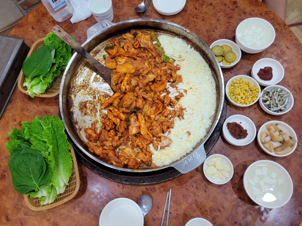 매운춘천닭갈비 이미지