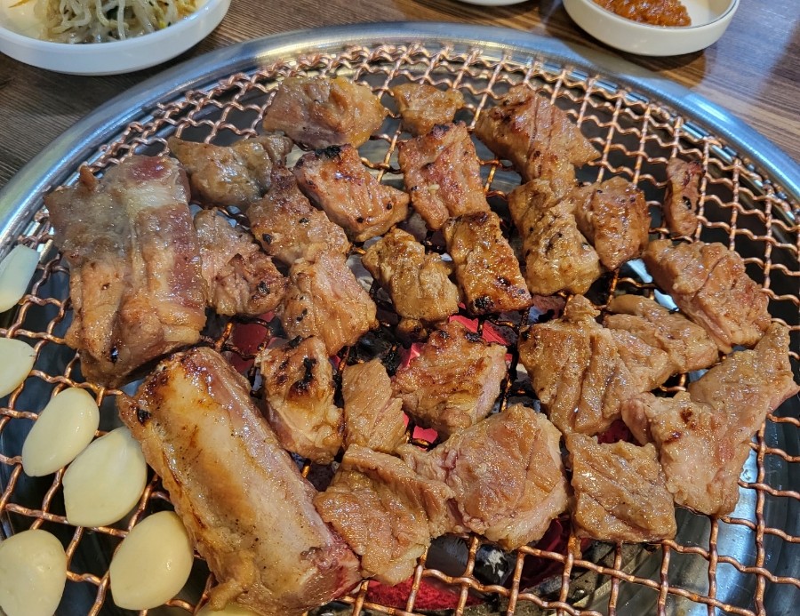 야초원 이미지