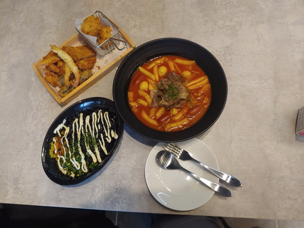 혼을담다감성떡볶이 이미지