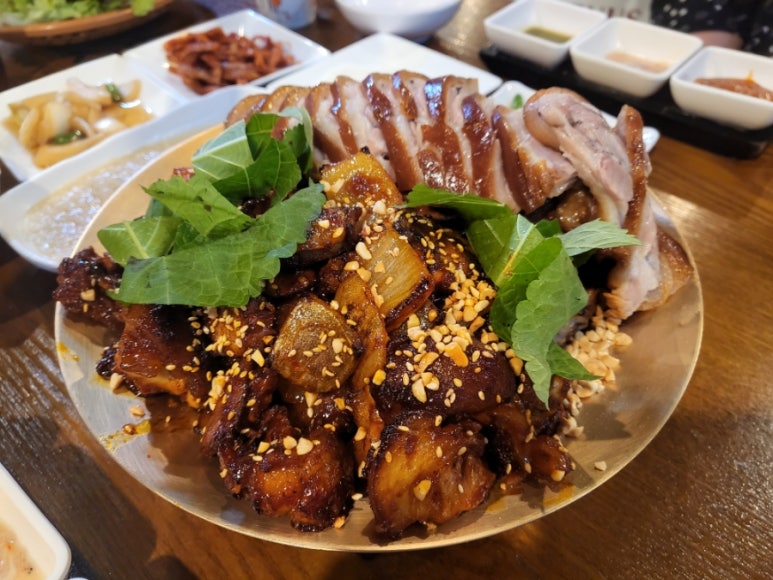 미쓰족발덕천점 이미지